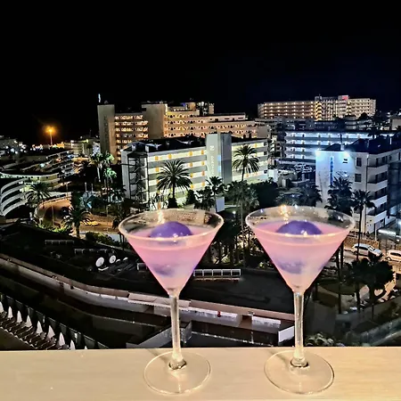 דירה Mountain & Ocean Oasis *